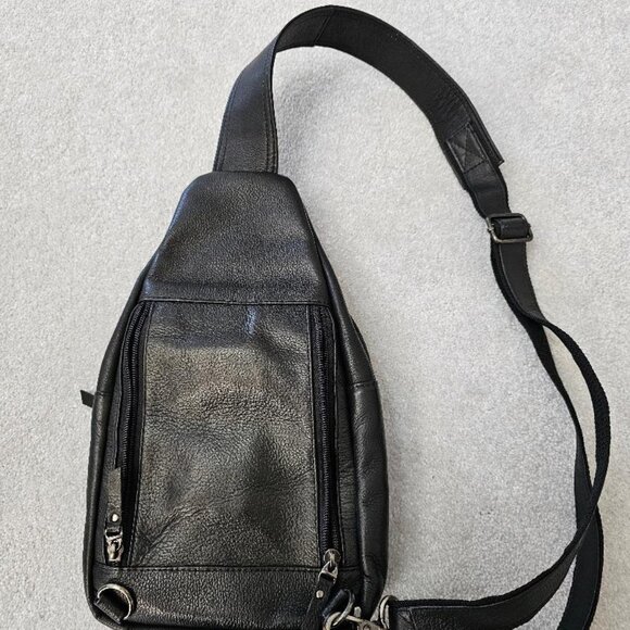 AGM Beyond Leather Slingback Concealed Carry Unisex Black - Picture 2 of 7